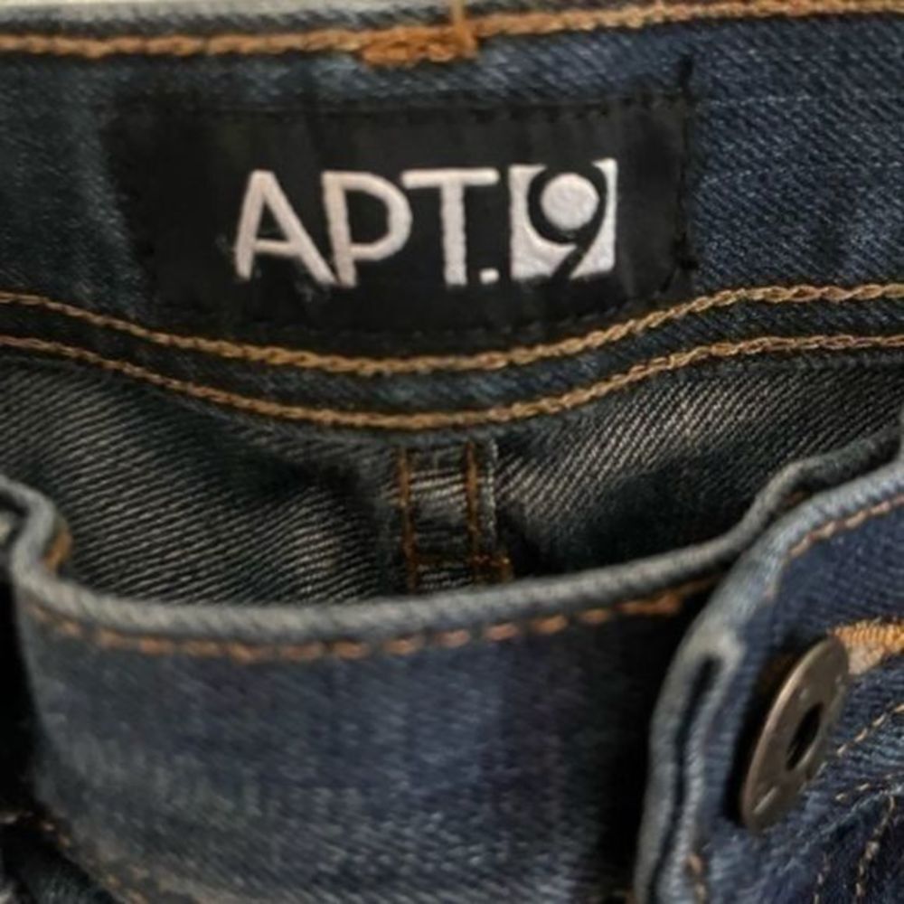 Apt 9  dark wash slim fit jeans. Size 34-30. Very Gently used - Picture 2 of 5